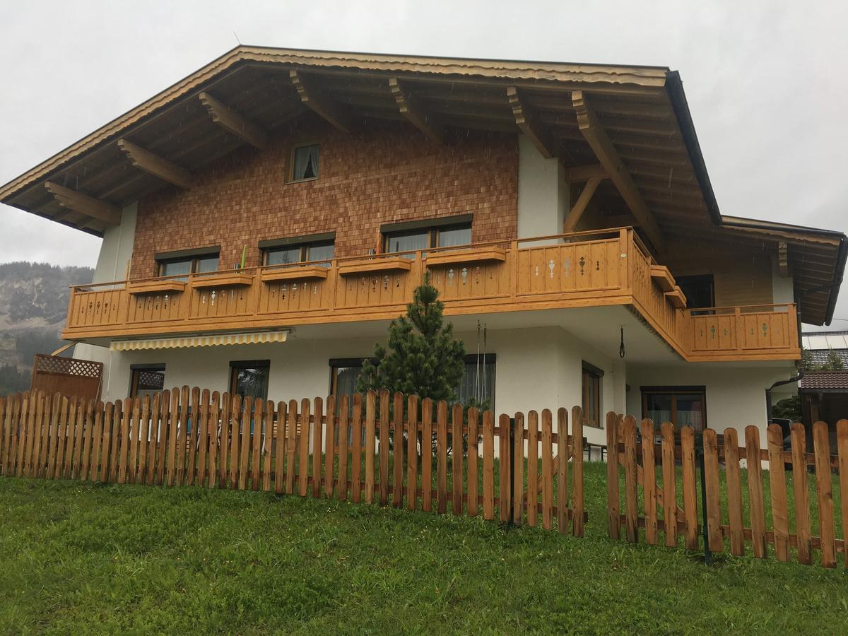 Haus Lorenz Grän Exterior foto